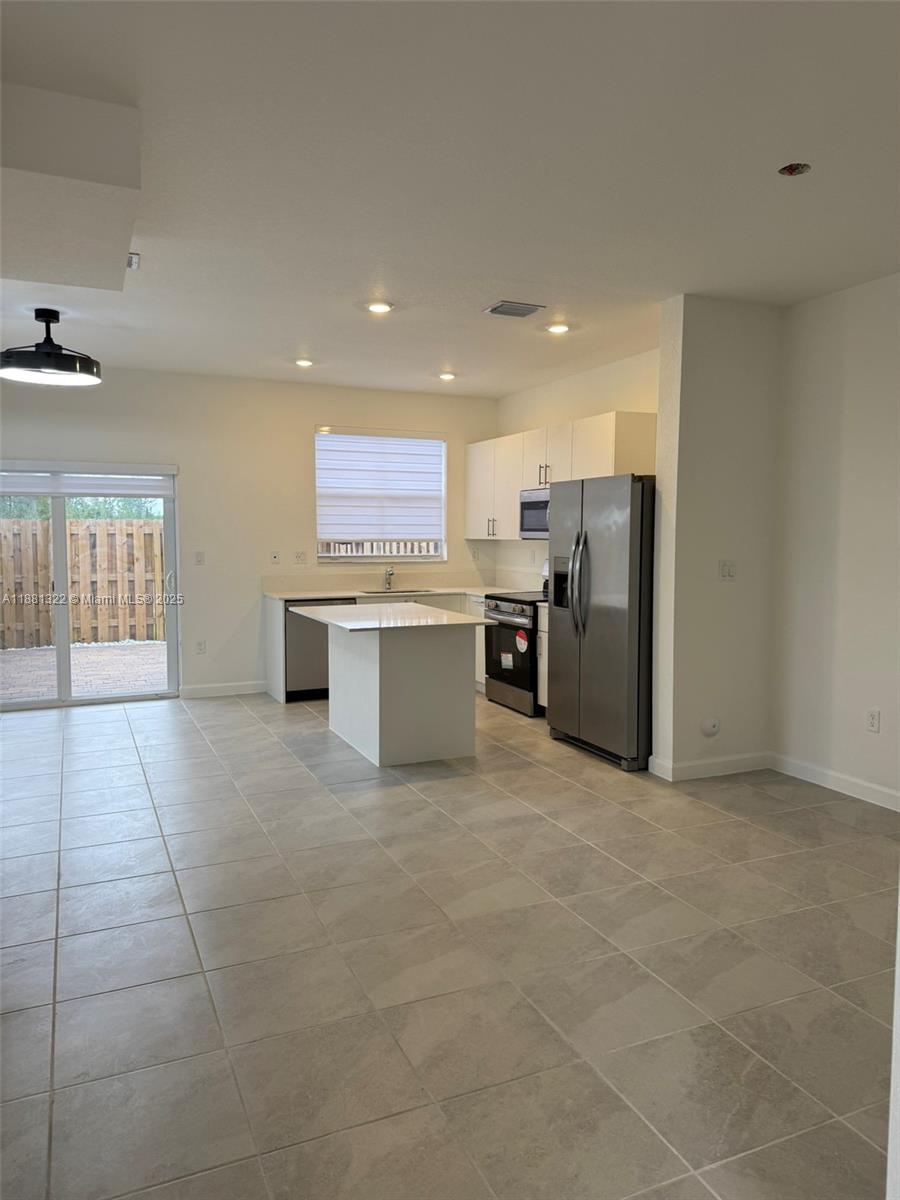 2582 Southeast 29th Street, Unit 2582 Homestead, FL 33035 - Photo 4 of 20