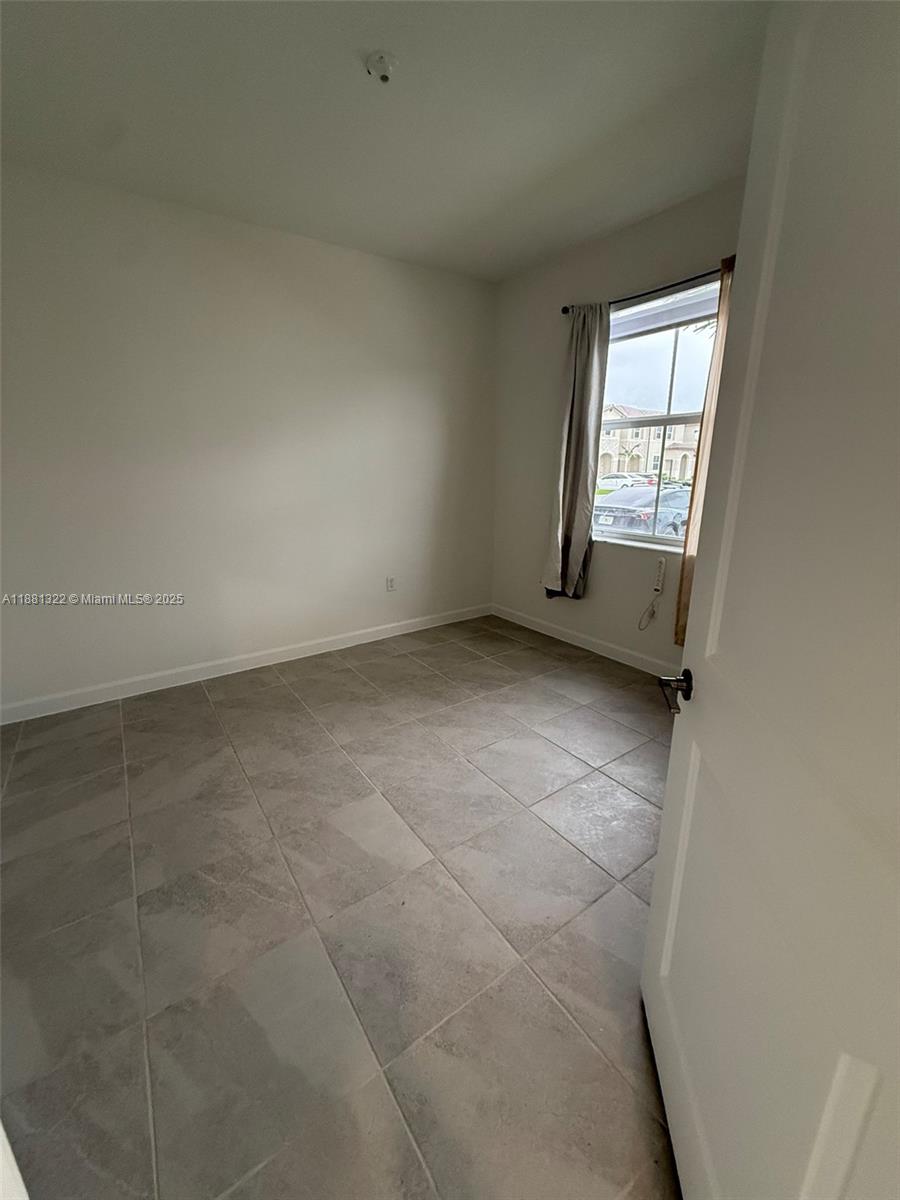 2582 Southeast 29th Street, Unit 2582 Homestead, FL 33035 - Photo 7 of 20