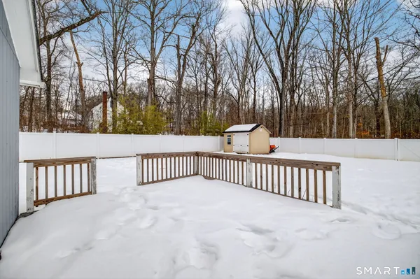 $619,000 | 375 Sea Hill Road, North Branford, CT 06471
