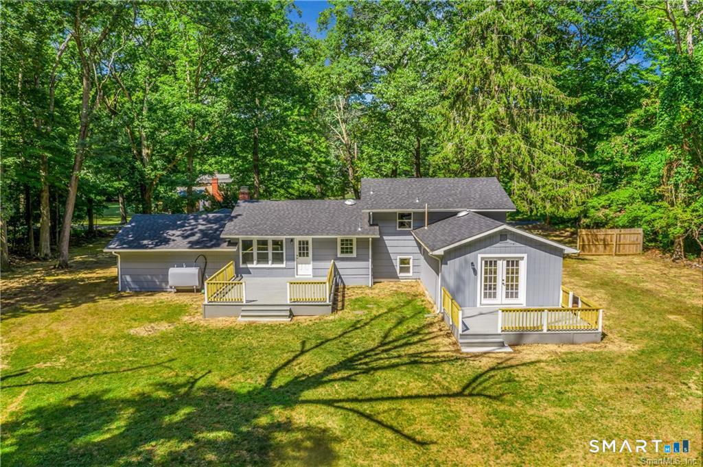 375 Sea Hill Road North Branford, CT 06471 - Photo 4 of 5