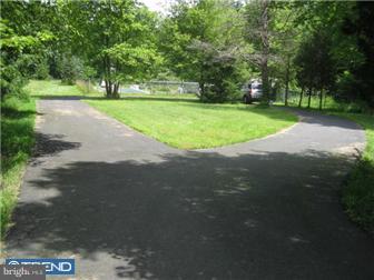 65 Yankee Road Quakertown, PA 18951 - Photo 2 of 11 Gallery Image 2