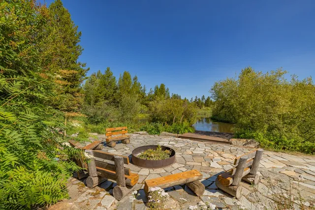 $2,450,000 | 43 Scheline Lane, McCall, ID 83638