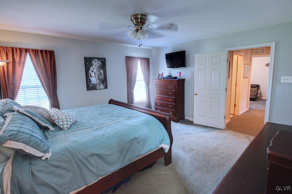 1145 Tyler Way Bethlehem, PA 18017 - Photo 15 of 25 Gallery Image 15