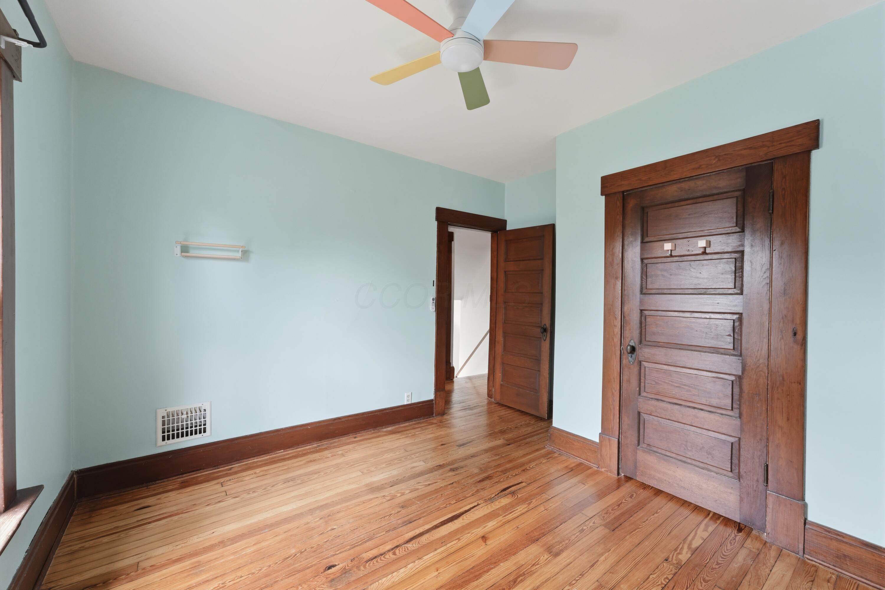 111 Crestview Road Columbus, OH 43202 - Photo 15 of 43