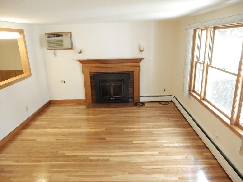 5 Loris Road Peabody, MA 01960 - Photo 8 of 23 Gallery Image 8