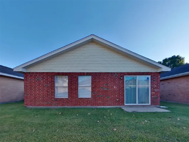 $1,559 | 3114 Kelling Street, Houston, TX 77045