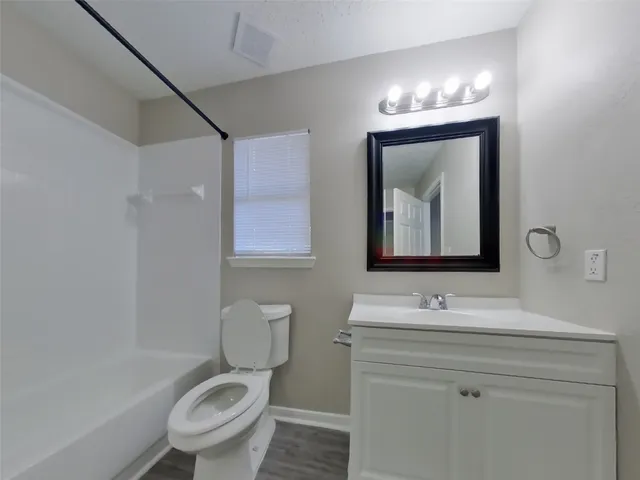 $1,559 | 3114 Kelling Street, Houston, TX 77045