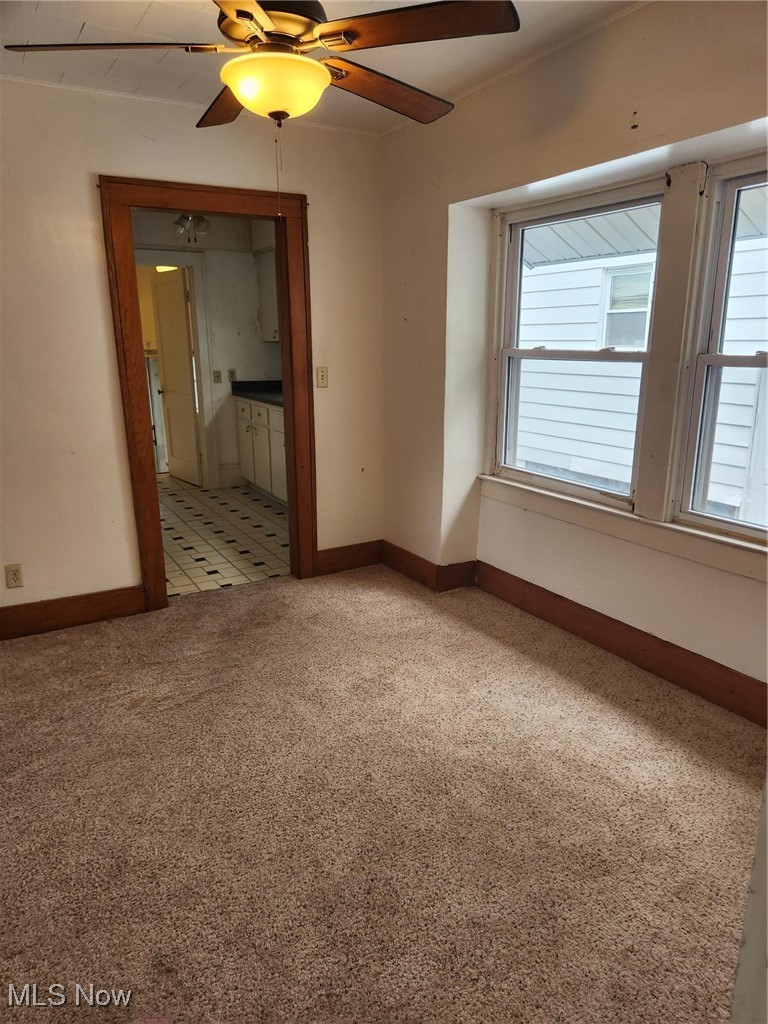 1227 Murray Avenue Akron, OH 44310 - Photo 8 of 19