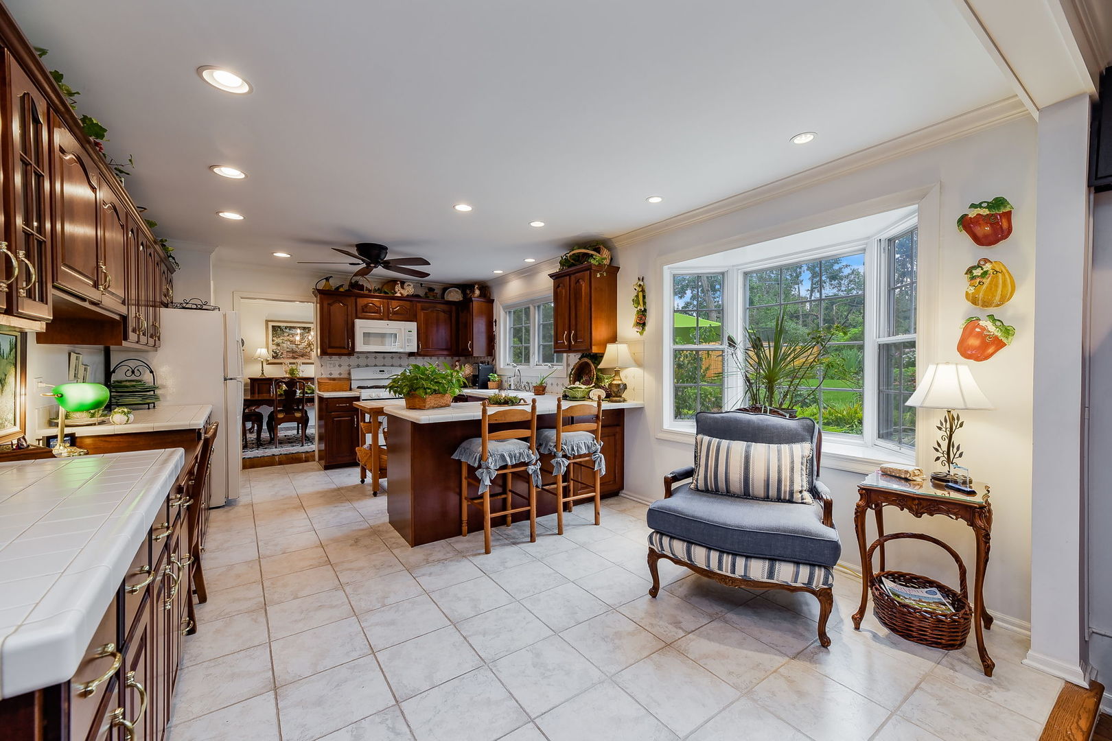 1S771 Carrol Gate Road Wheaton, IL 60189 - Photo 11 of 42 a living room with furniture and a large window