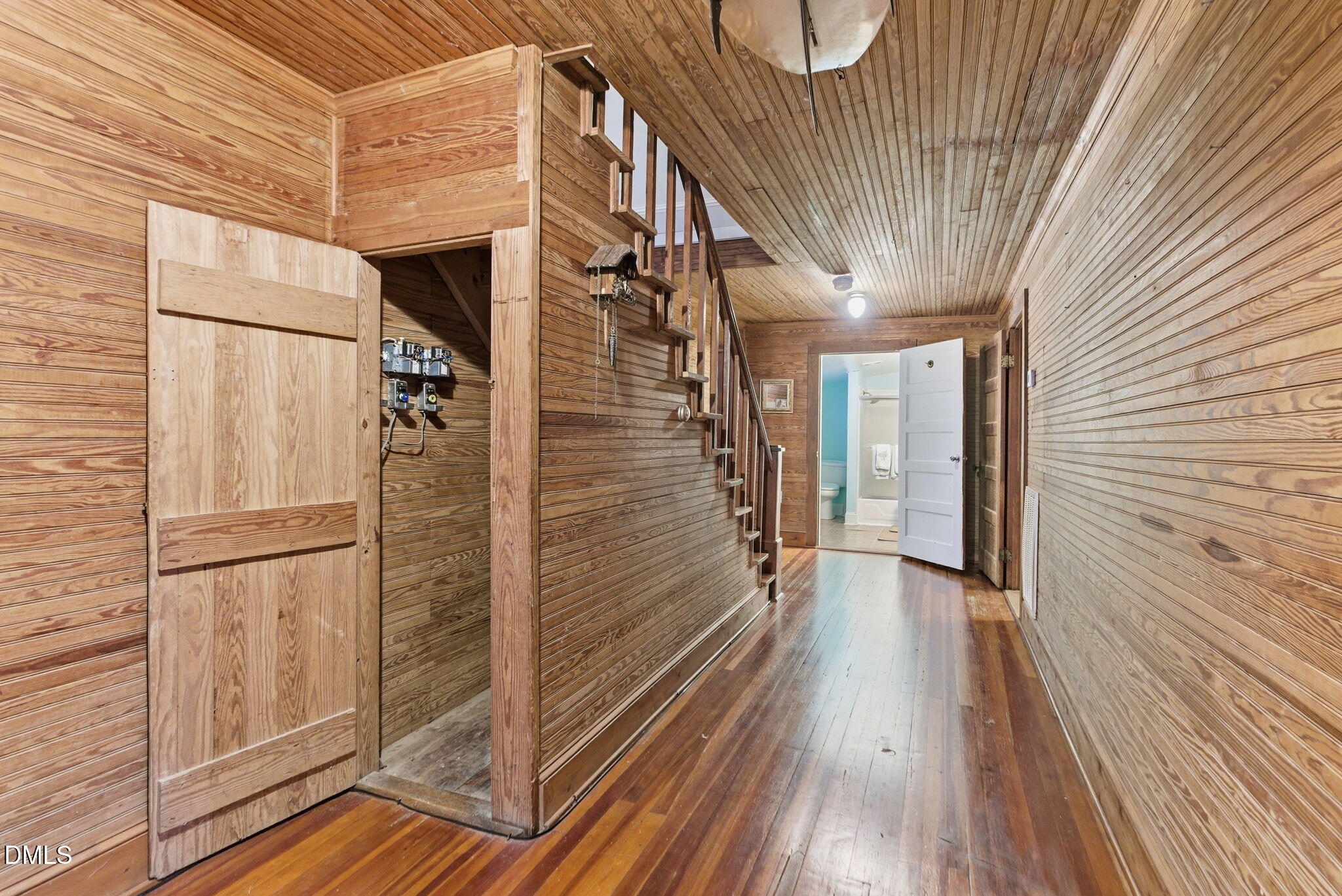 2319 White Cross Road Chapel Hill, NC 27516 - Photo 17 of 28 a view of wooden balcony