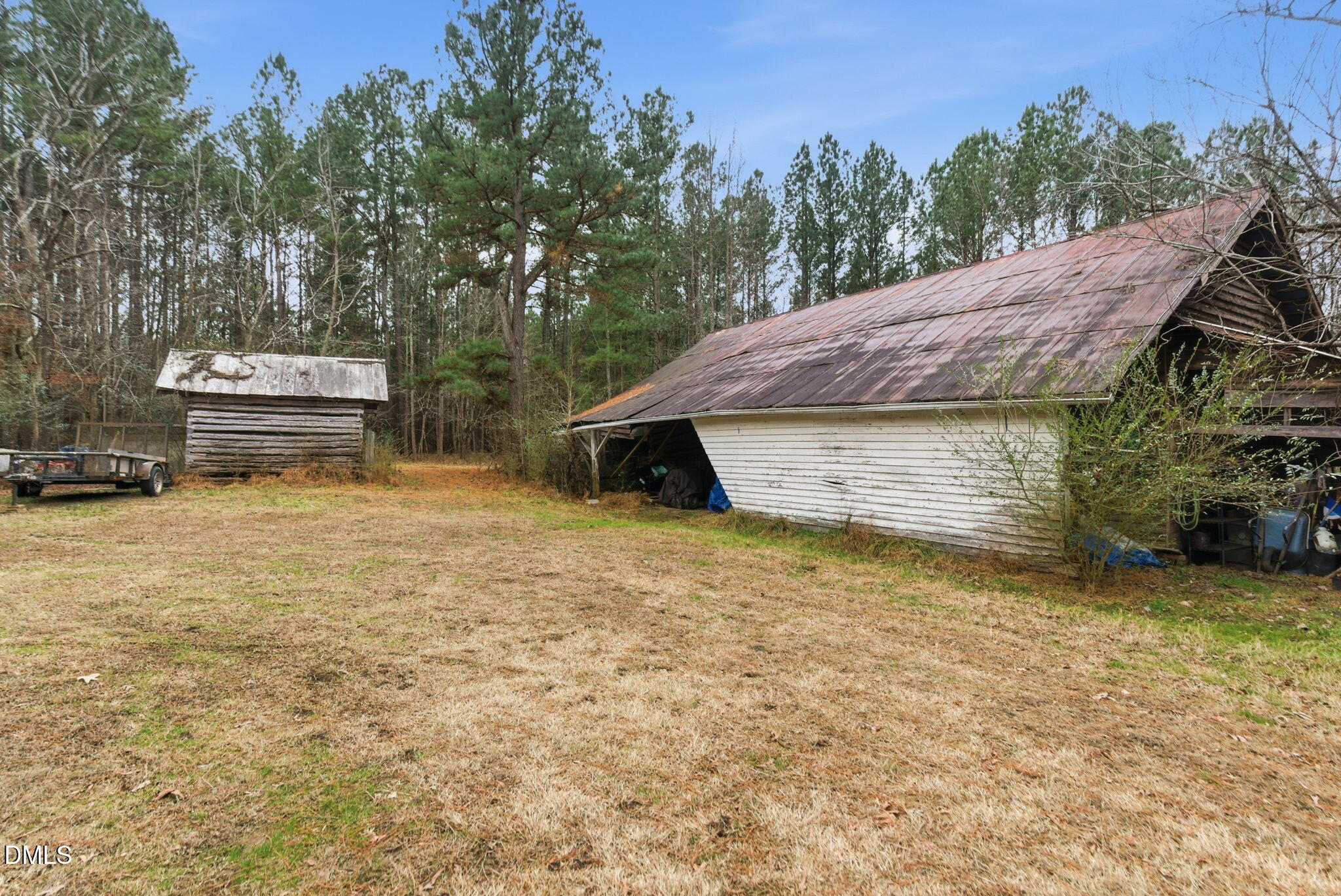 2319 White Cross Road Chapel Hill, NC 27516 - Photo 27 of 28 a view of a backyard with a area