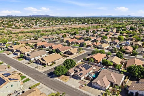$415,000 | 7650 West Foothill Drive, Peoria, AZ 85383