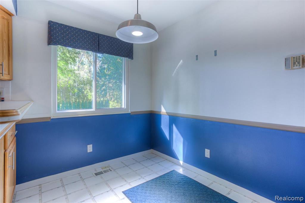 35115 West 13 Mile Road Farmington Hills, MI 48331 - Photo 31 of 50