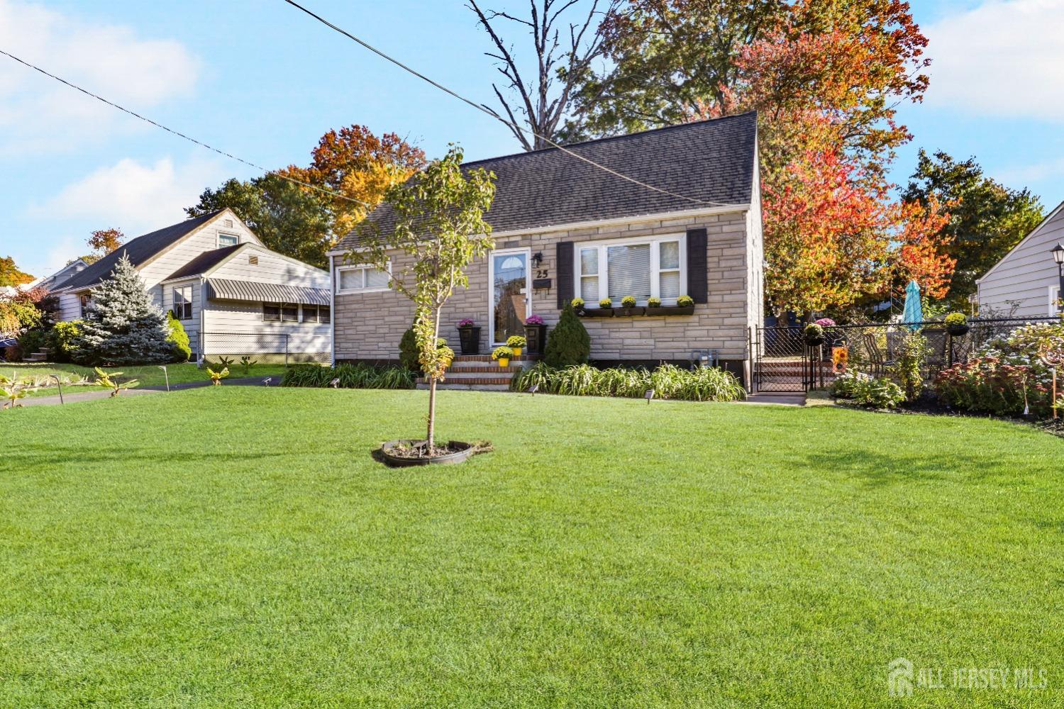 25 Wilcox Road New Brunswick, NJ 08901 - Photo 5 of 34