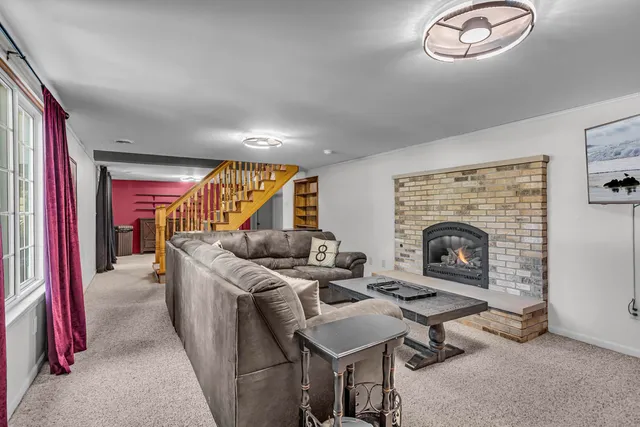 $339,500 | 2466 Smiley Way, Jackson, MI 49203