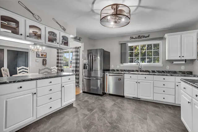 $339,500 | 2466 Smiley Way, Jackson, MI 49203