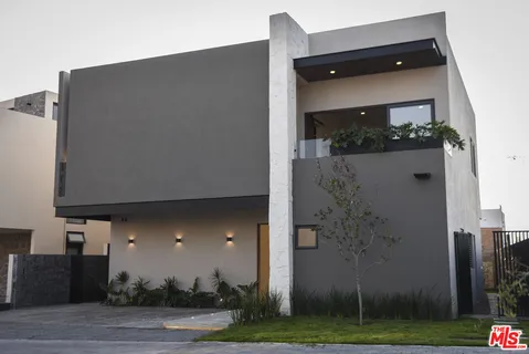 $675,000 | 1 La Espiga Avenue, Unit 108, Other, XX 76146