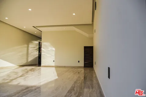 $675,000 | 1 La Espiga Avenue, Unit 108, Other, XX 76146