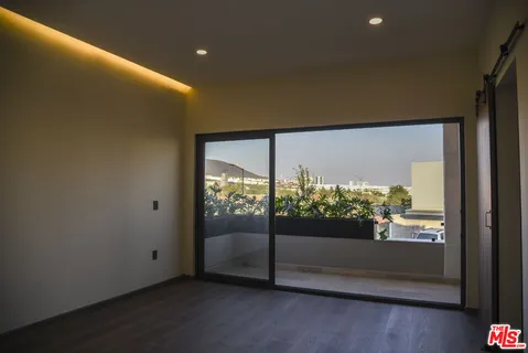 $675,000 | 1 La Espiga Avenue, Unit 108, Other, XX 76146
