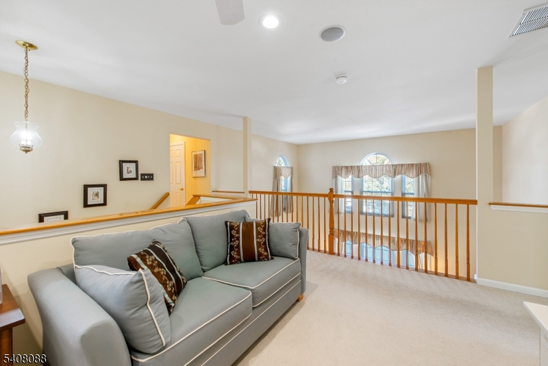 136 Crestview Lane Mount Arlington, NJ 07856 - Photo 13 of 29