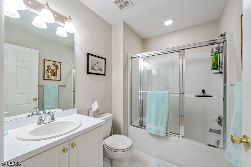 136 Crestview Lane Mount Arlington, NJ 07856 - Photo 22 of 29