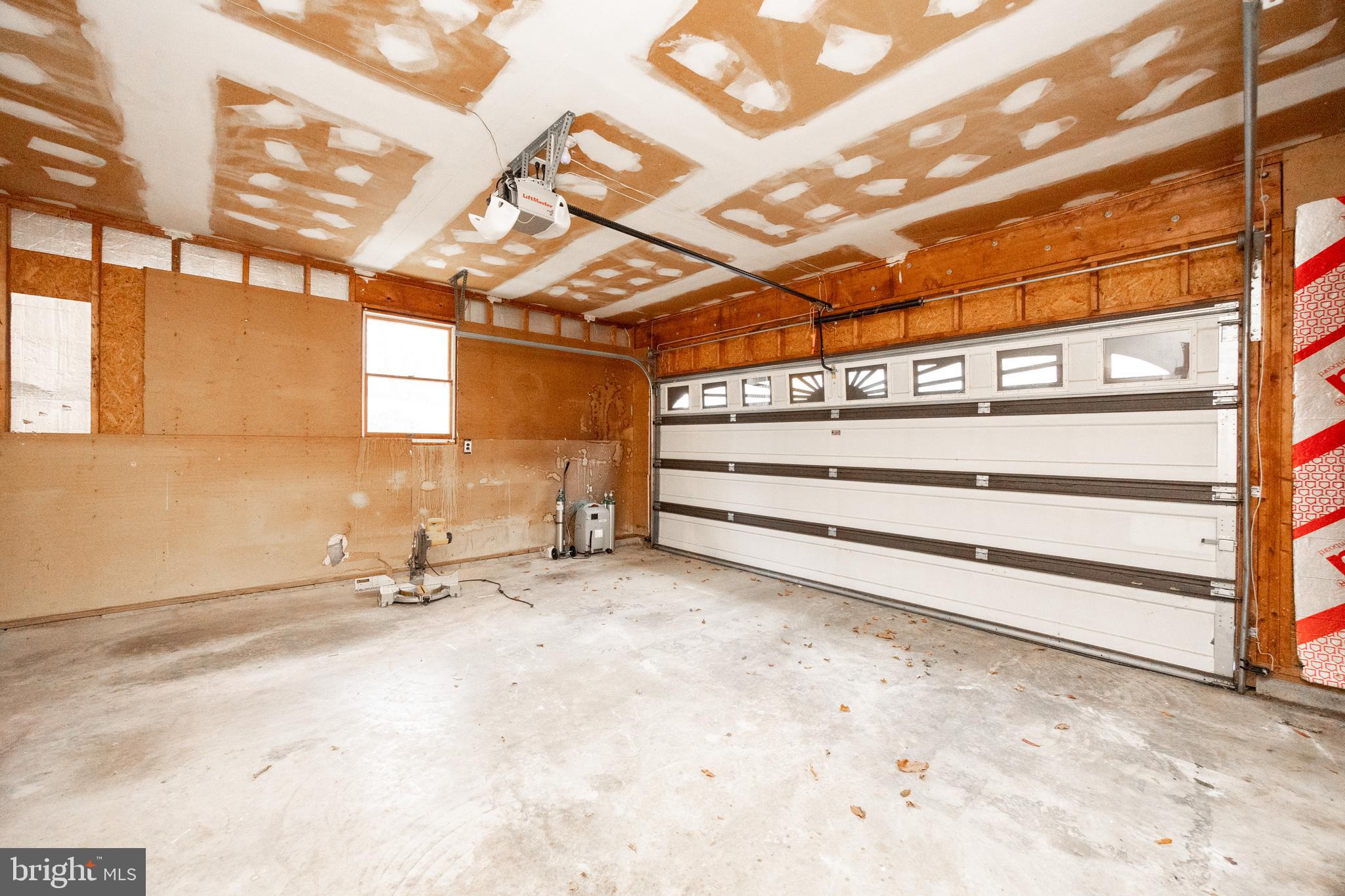 1435 Lenape Road West Chester, PA 19382 - Photo 28 of 35 Garage