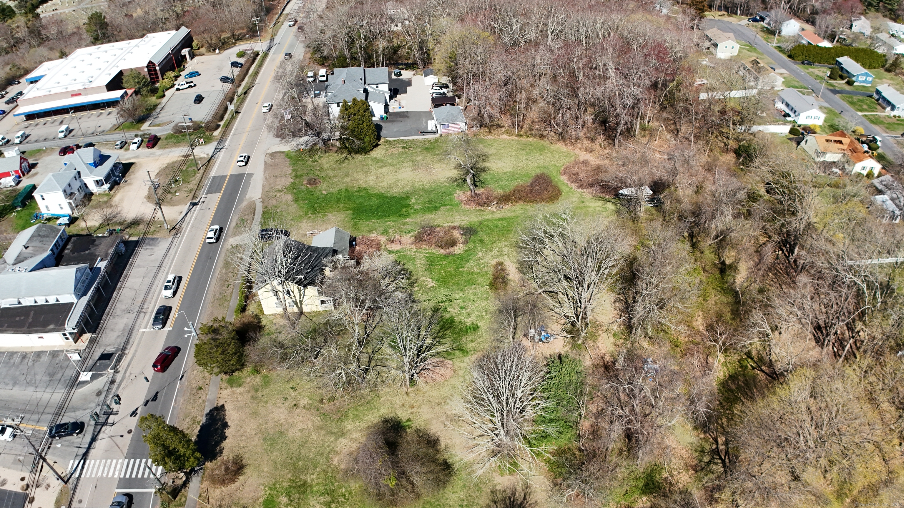 213 Boston Post Road Waterford, CT 06385 - Photo 12 of 26