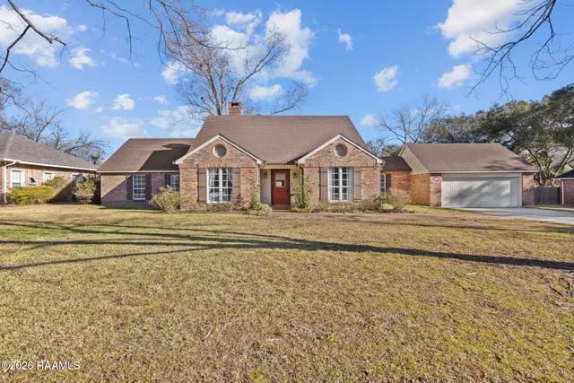 $369,500 | 407 Kilbourne Circle, Carencro, LA 70520