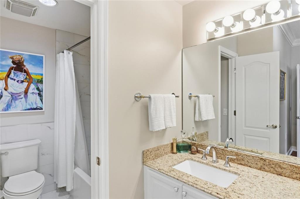 3475 Oak Valley Road Northeast, Unit 950 Atlanta, GA 30326 - Photo 22 of 37 Gallery Image 22