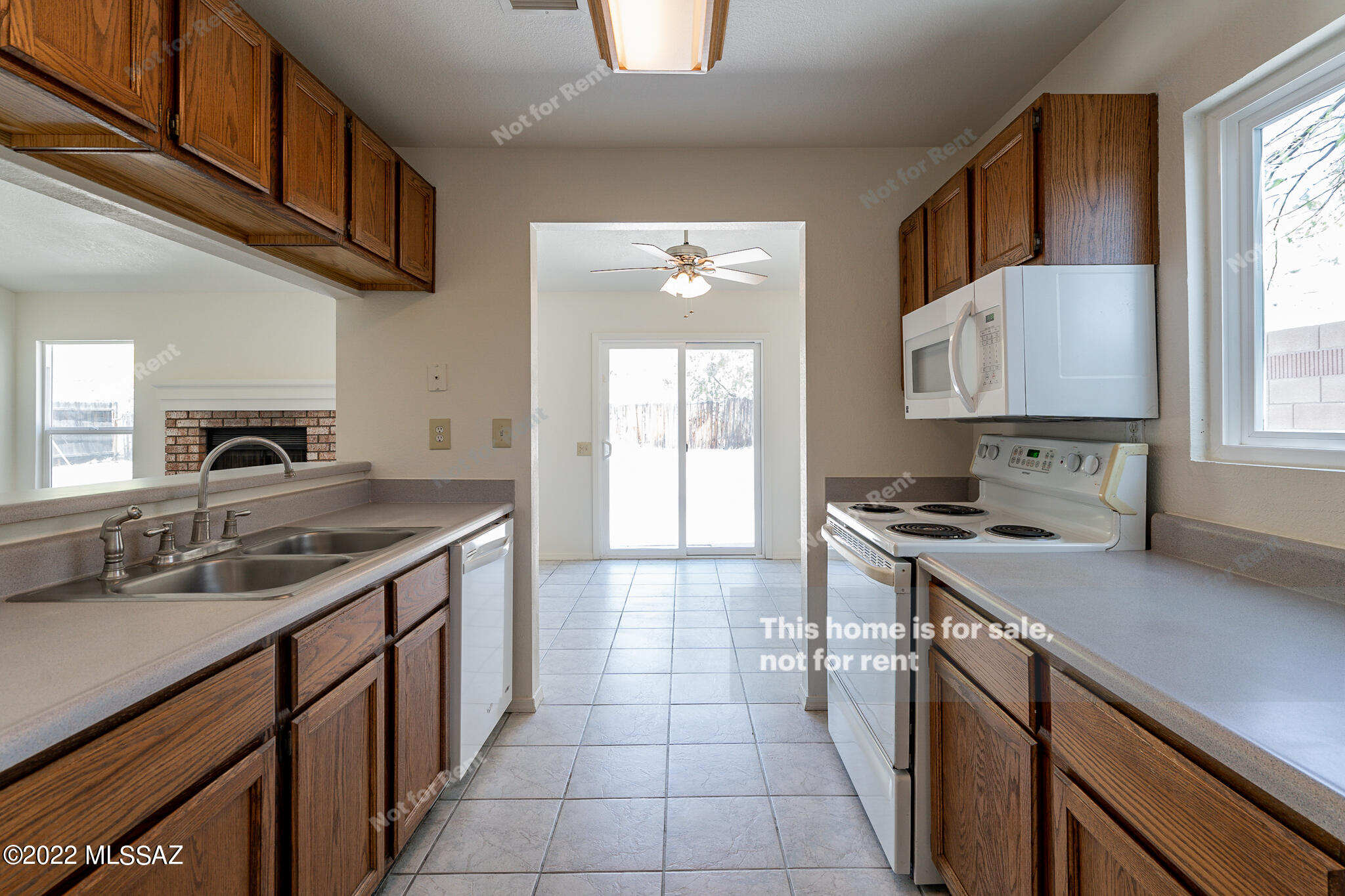 10641 Keystone Road East Tucson, AZ 85730 - Photo 2 of 22