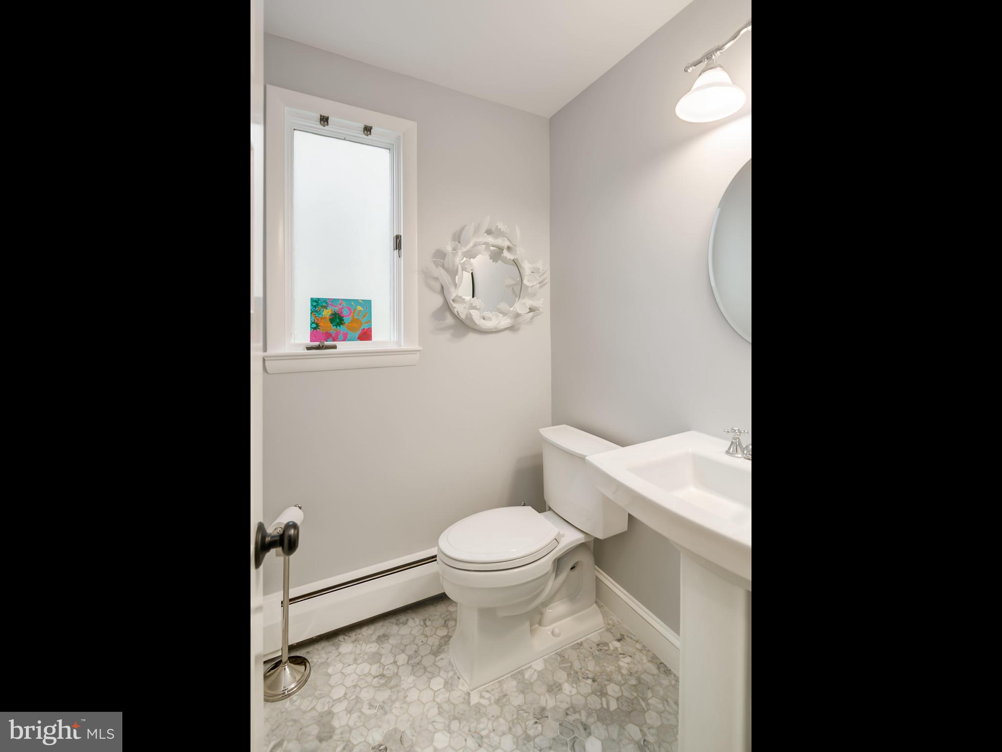 5528 Broad Branch Road Northwest Washington, DC 20015 - Photo 14 of 30 Bath