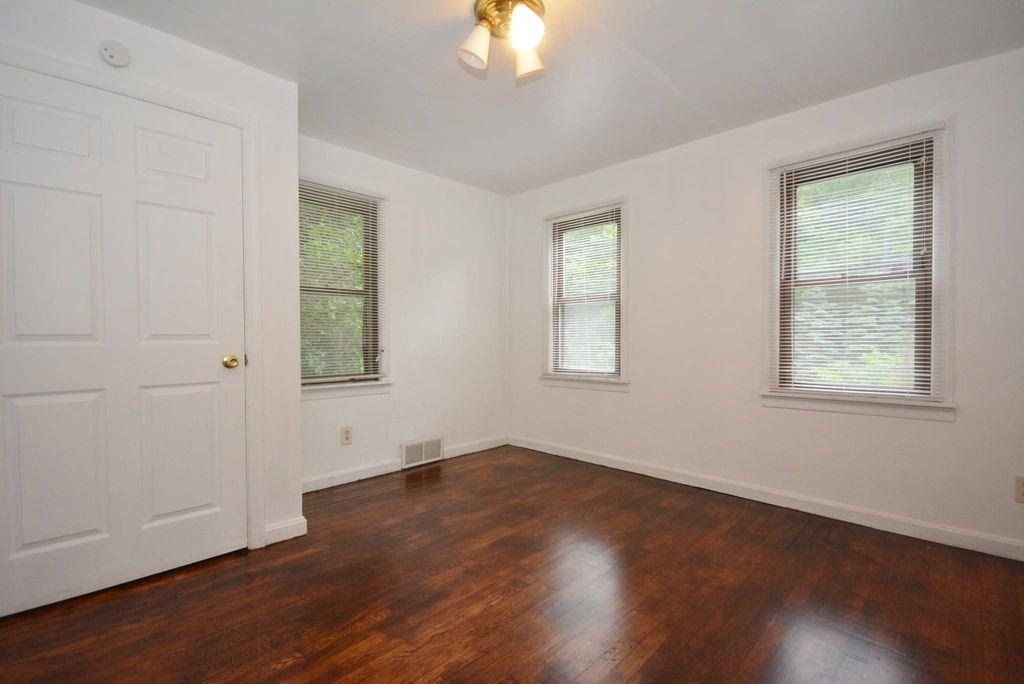217 Arndt Road Pittsburgh, PA 15237 - Photo 9 of 13 Gallery Image 9