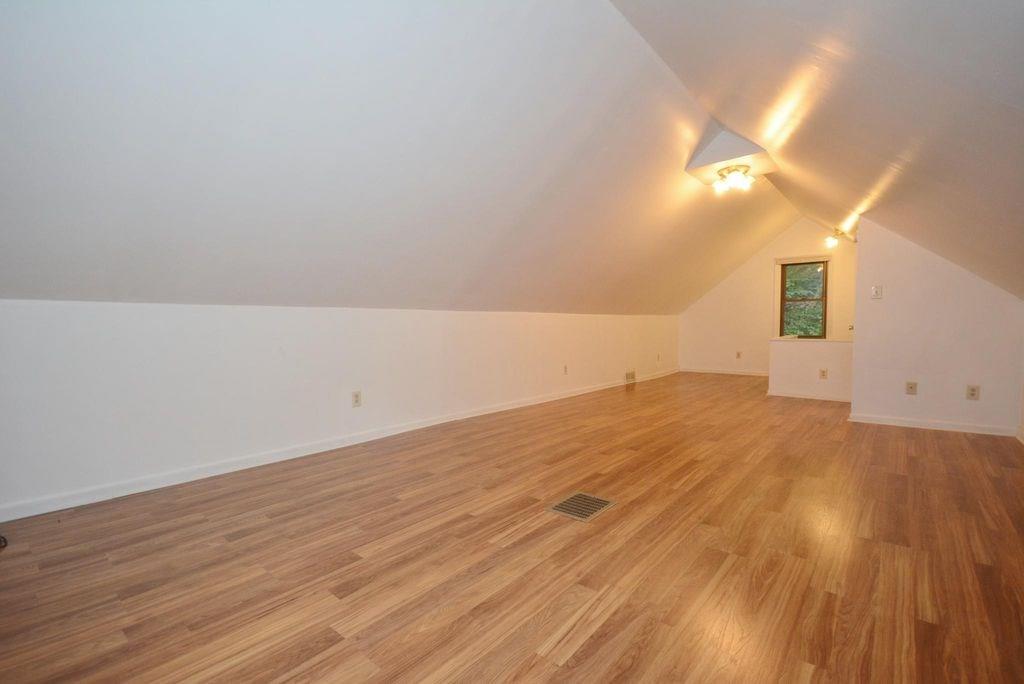 217 Arndt Road Pittsburgh, PA 15237 - Photo 10 of 13 Gallery Image 10