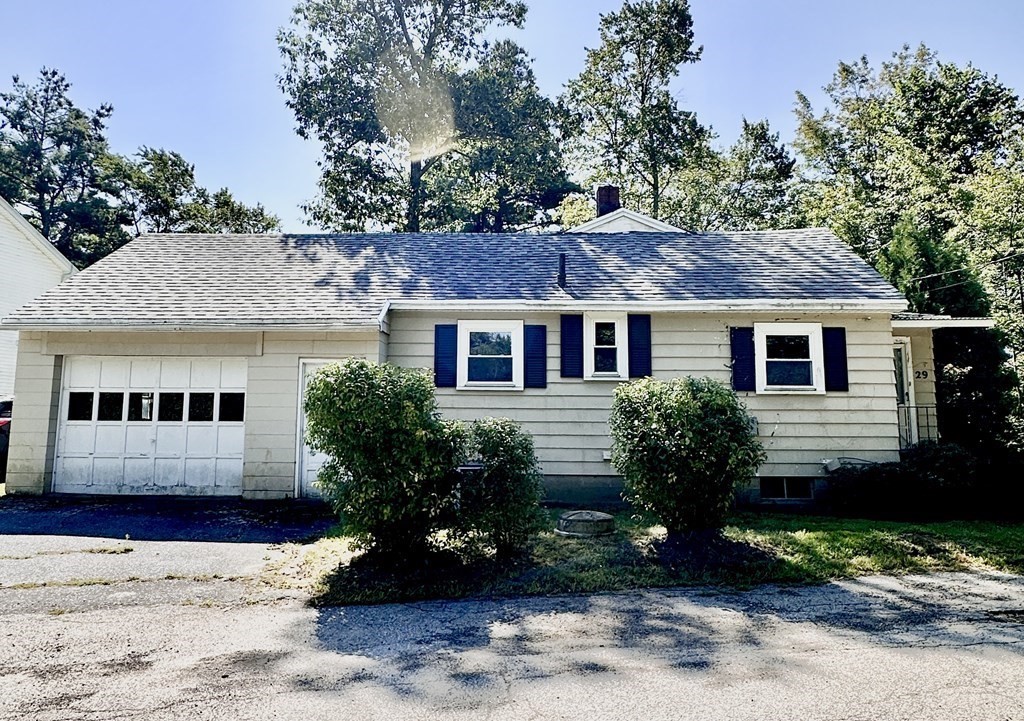 29 Snake Pond Road Gardner, MA 01440 - Photo 1 of 15 Gallery Image 1