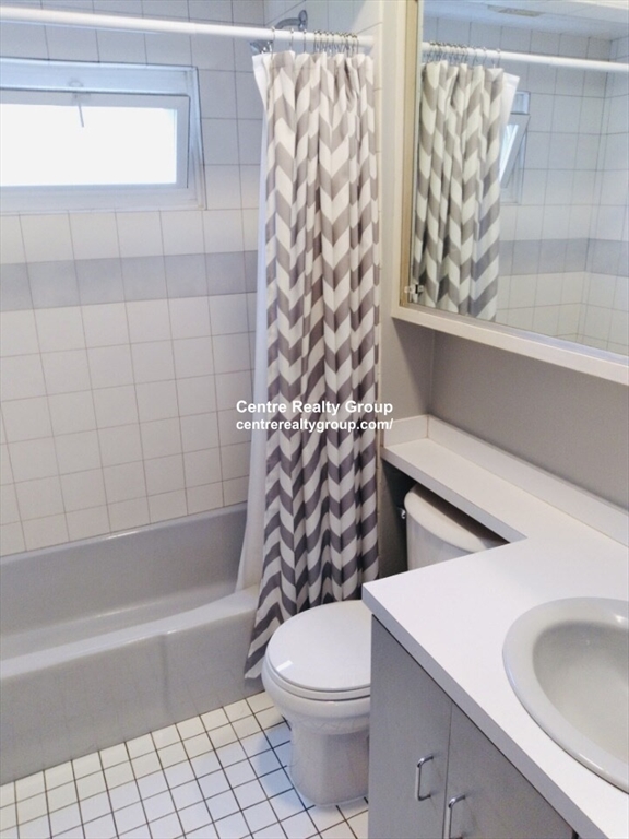 118 Governor Winthrop Road, Unit 118 Somerville, MA 02145 - Photo 9 of 16