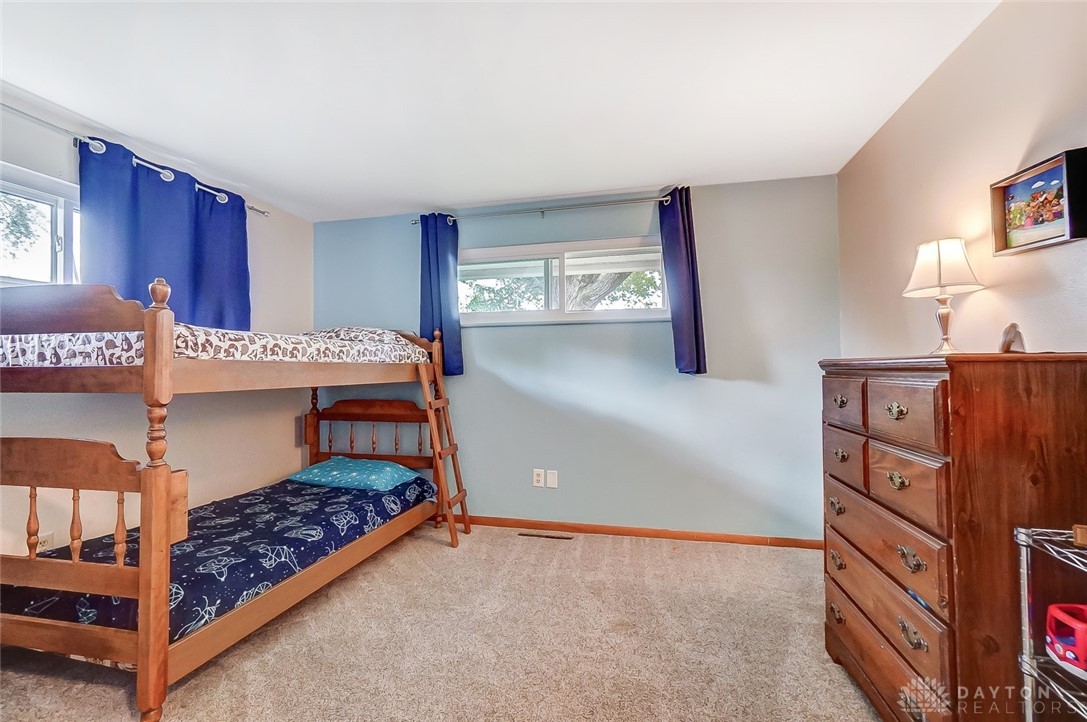 5756 Benedict Road Huber Heights, OH 45424 - Photo 19 of 36