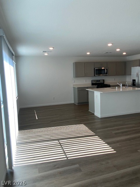 10370 Ricordi Street Las Vegas, NV 89141 - Photo 3 of 40