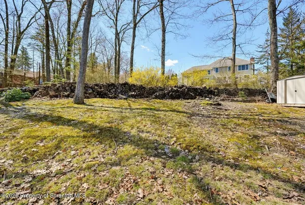 $330,000 | 120 Woodside Drive, Clarks Summit, PA 18411