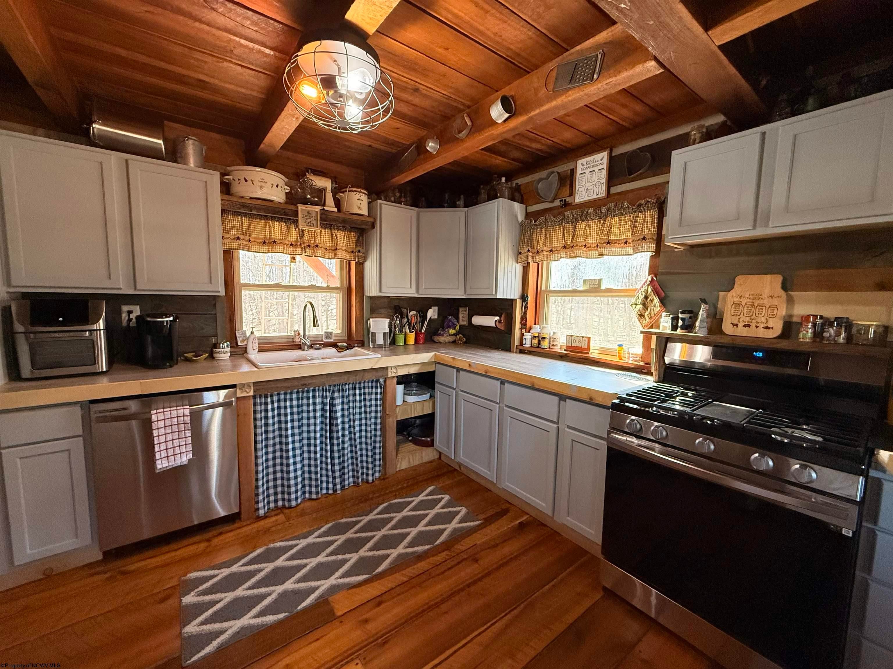 1430 Stony Run Road Independence, WV 26374 - Photo 8 of 42 Gallery Image 8