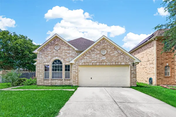 $2,700 | 12338 Ashford Hollow Drive, Sugar Land, TX 77478