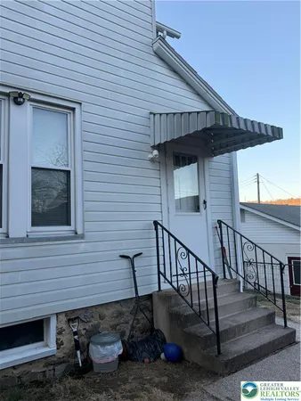 $1,750 | 133 South 3rd Street, Bangor, PA 18013
