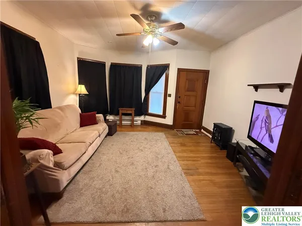$1,750 | 133 South 3rd Street, Bangor, PA 18013