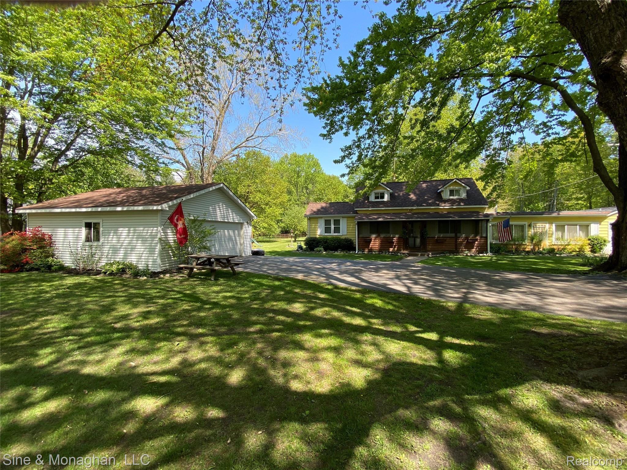 9099 Field Road Algonac, MI 48001 - Photo 8 of 37 14.jpg