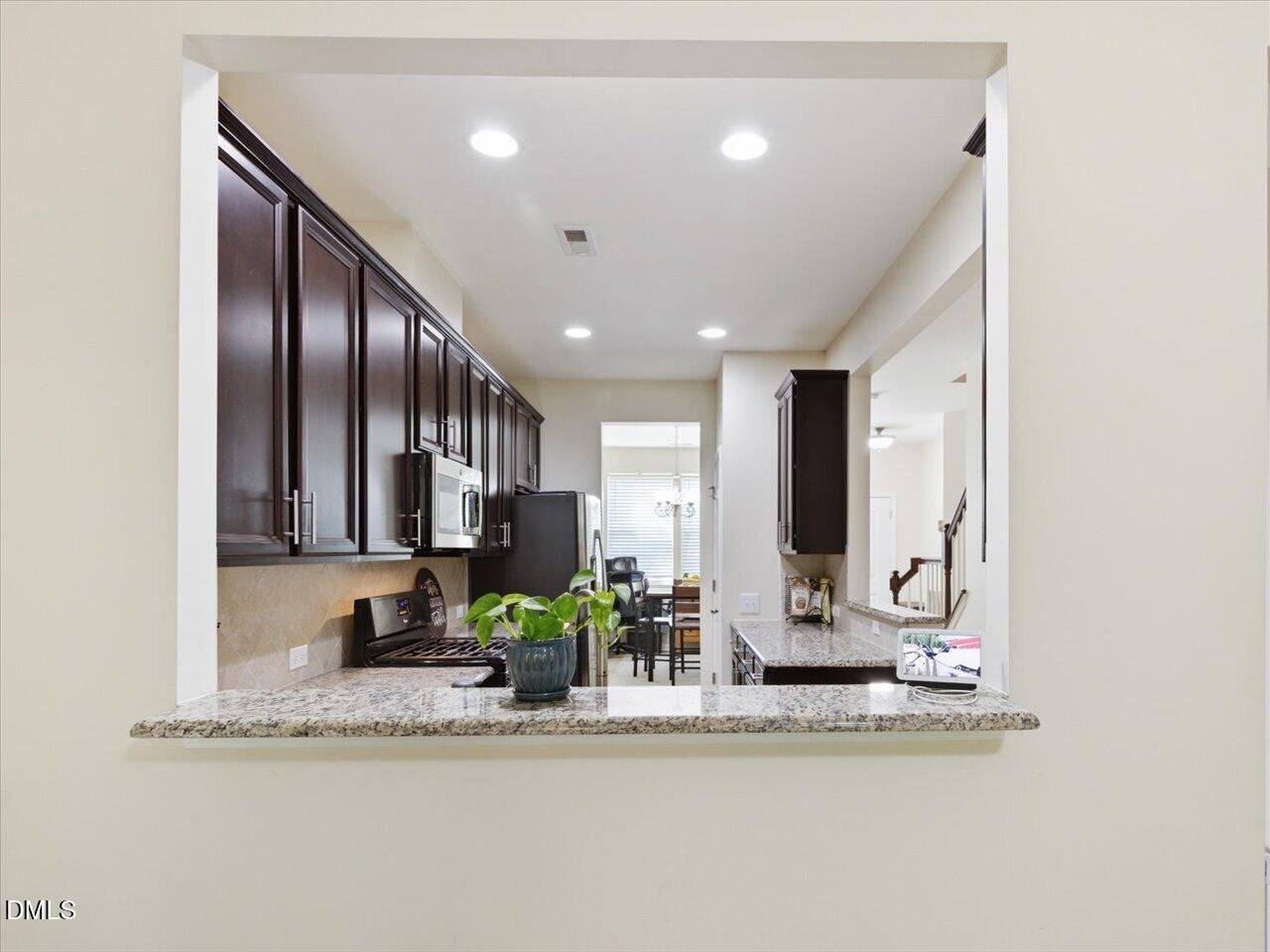 718 Wickham Ridge Road Apex, NC 27539 - Photo 13 of 54 17-Pass Thru
