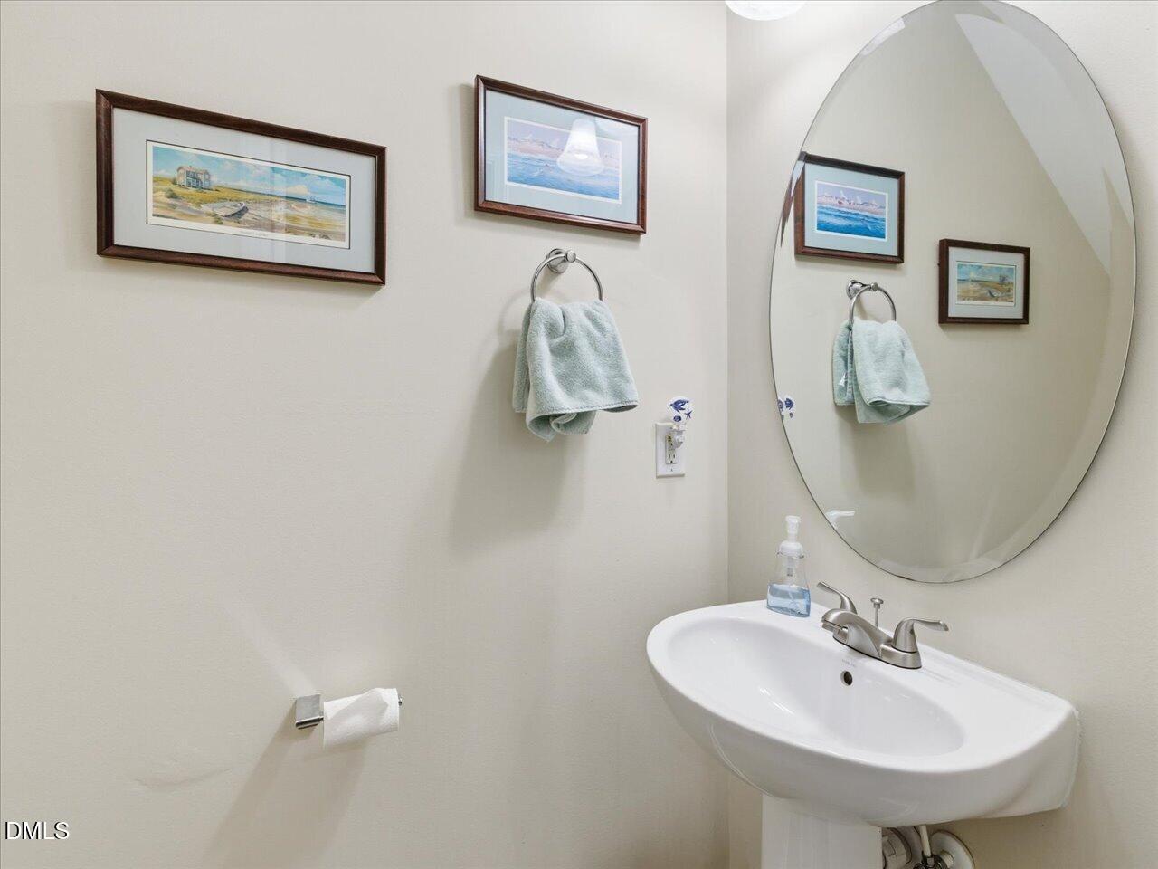 718 Wickham Ridge Road Apex, NC 27539 - Photo 8 of 54 12-Half Bath
