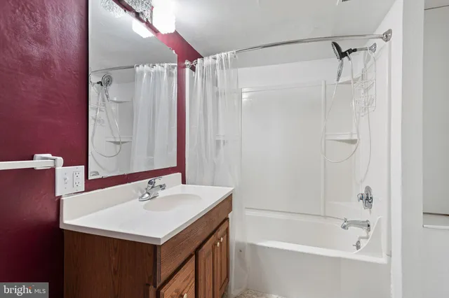 $435,000 | 2106 Millers Road, Wilmington, DE 19810