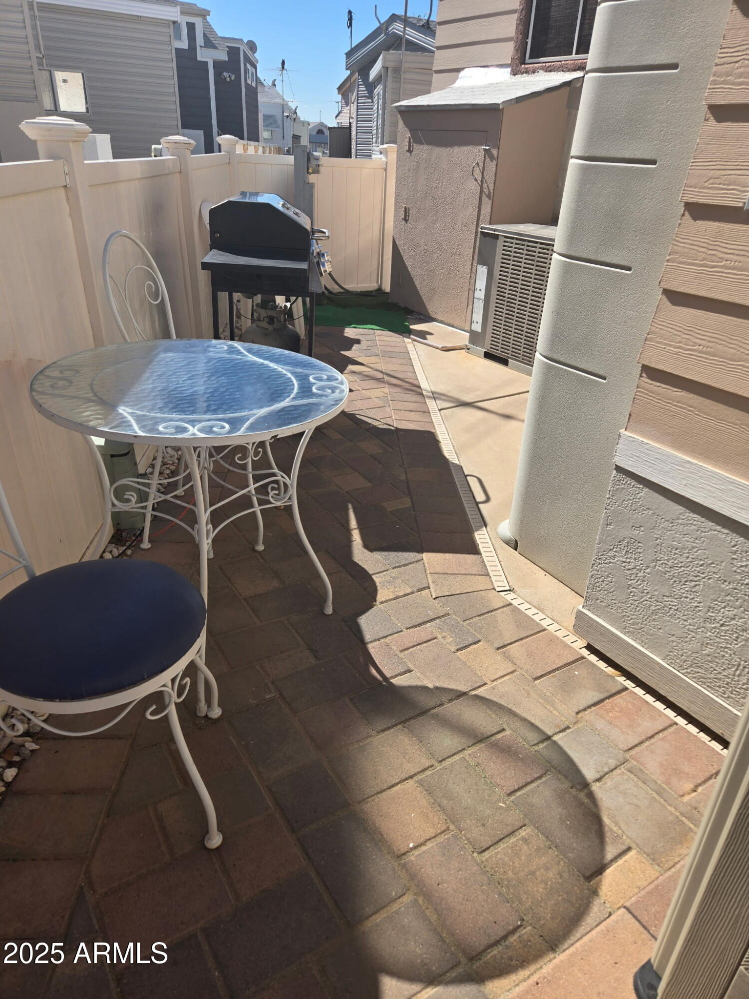 2209 West Klamath Avenue Apache Junction, AZ 85119 - Photo 26 of 30 a picture of a living room with furniture