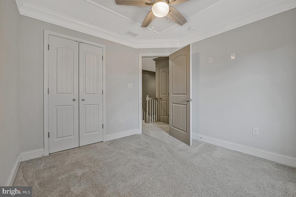 941 8th Street Pasadena, MD 21122 - Photo 29 of 41 wooden floor in an empty room
