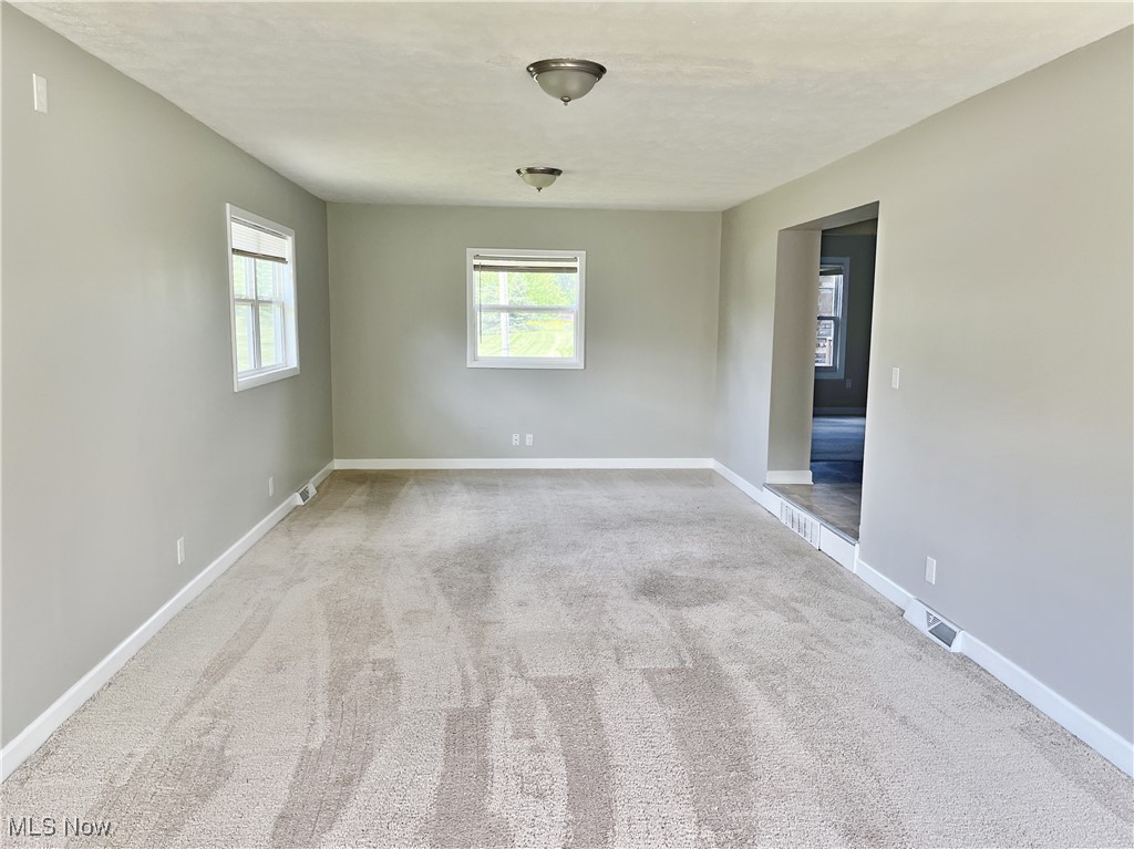 3706 Eastern Road Barberton, OH 44203 - Photo 14 of 17 Gallery Image 14
