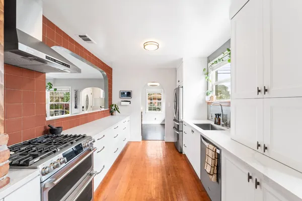 $427,000 | 3920 12th Avenue, Sacramento, CA 95817